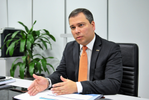 Ex-presidente do BRB centralizou operações sob suspeita envolvendo fundos, acionistas e Banco Master, diz auditoria