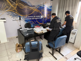 PF faz operação contra emissão de diplomas falsos