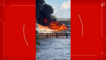 VÍDEO: lancha pega fogo no Lago Paranoá, em Brasília